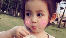 吃瓜网红小女孩视频,网红小女孩的吃瓜日常