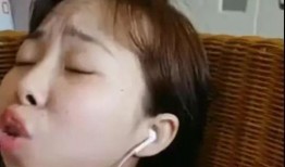 网红吃瓜鳄鱼是真的吗,真相揭秘还是炒作？