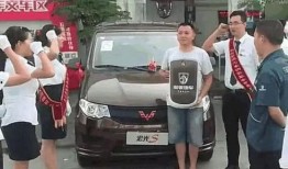 男子爆料买到假红牛视频,揭秘假冒饮料背后的真相